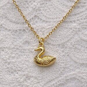 handmade 18K gold plated stainless steel swan necklace dainty gold jewelry charm